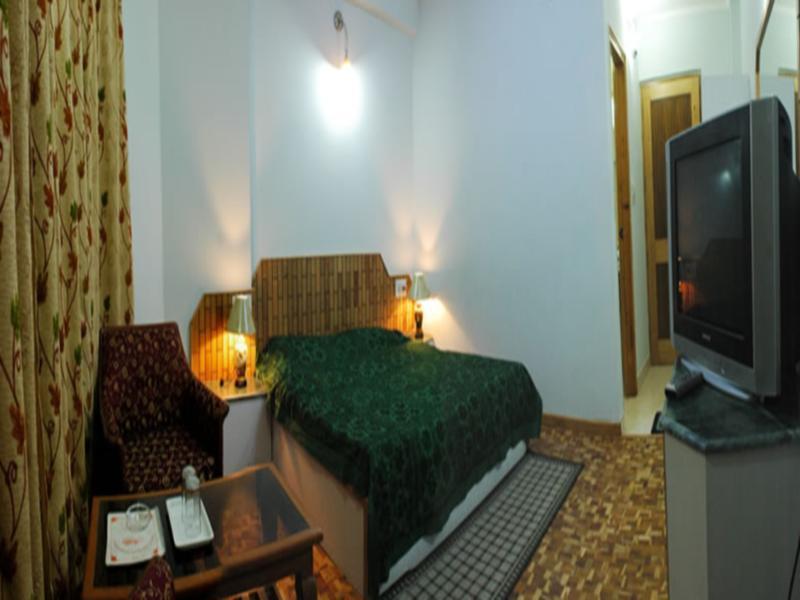 Hotel Satkar Residency - Riverside Old Manali Exterior foto
